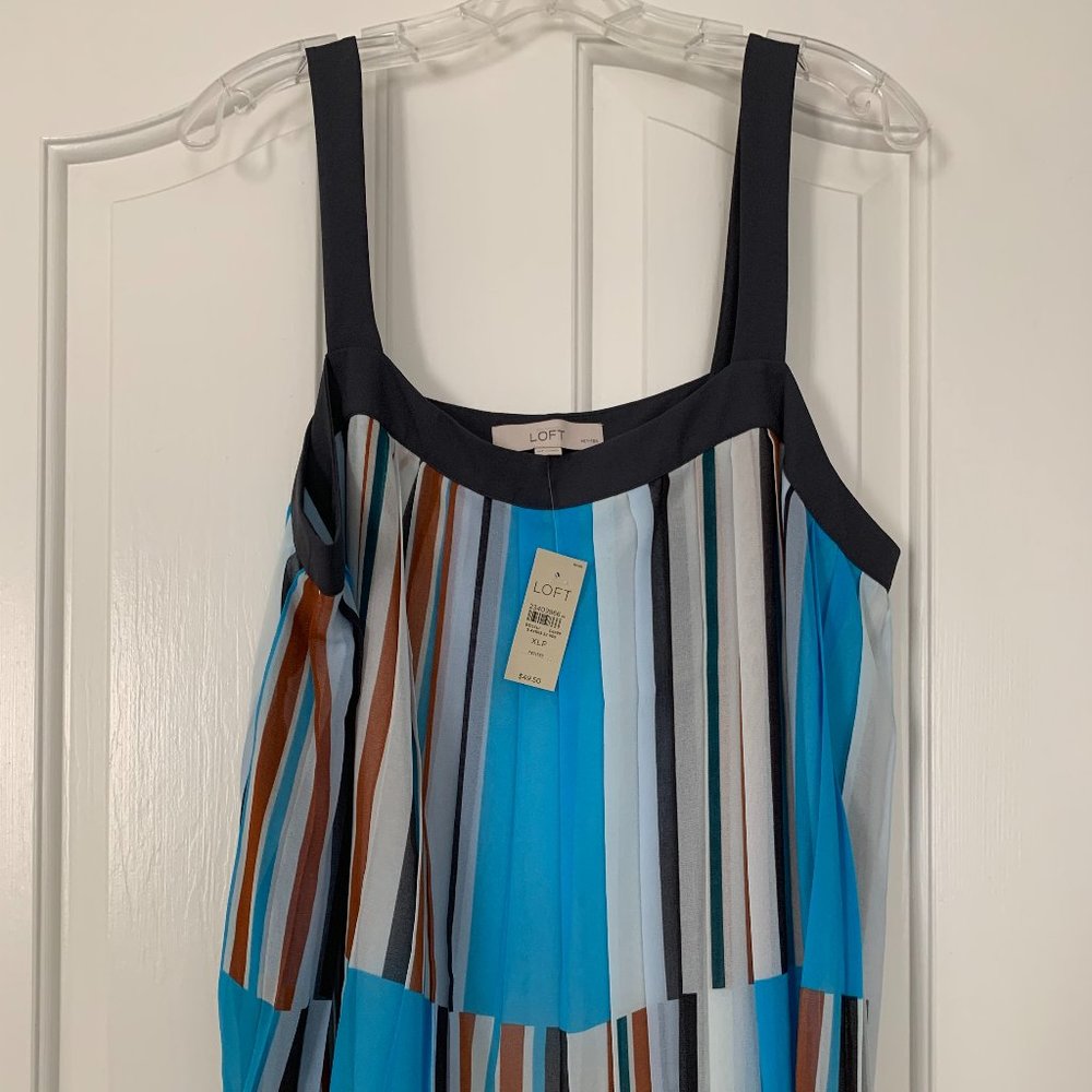 NWT Loft Pleated Tank Top